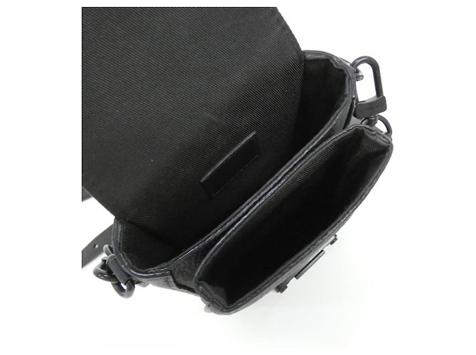 Borsa a spalla verticale indossabile S-Lock in Monogram Taurillon Louis Vuitton Nero Monogramma - vista 8