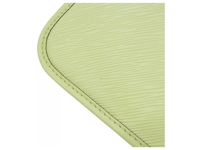 Borsa a Spalla Louis Vuitton Epi Bussi M22960 Verde - vista 5