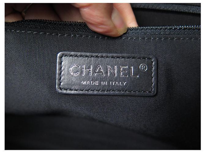 NUOVA BORSA A MANO CHANEL BOWLING AIRLINES WEEKEND IN PELLE QUILTED NERA Nero - vista 13
