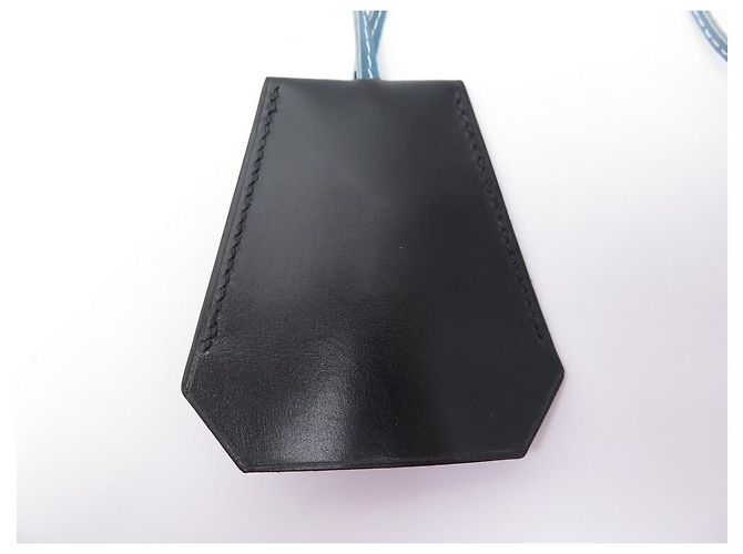 Hermès NOVO PORTA-CHAVES HERMES GRANDE SINETA EM COURO PRETO CHARME DE BOLSA - vista 3