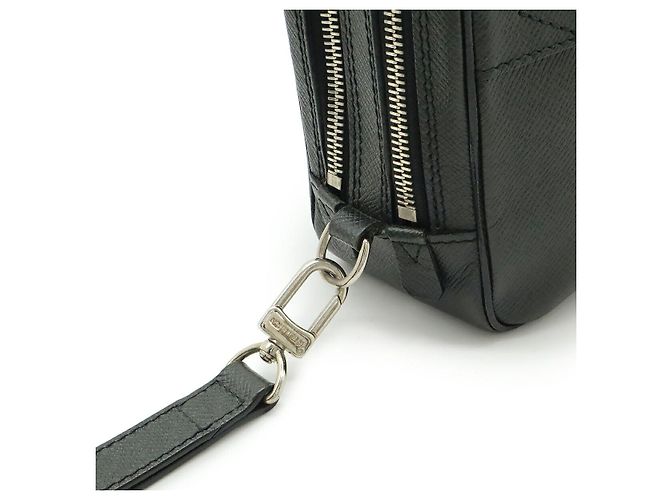 Clutch Neo Pavel Taiga Louis Vuitton Nero - vista 4