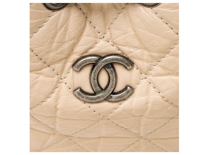 Zaino Gabrielle Small in pelle di vitello invecchiata Chanel Marrone Beige - vista 9