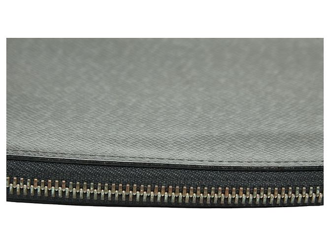 Organizer da Viaggio Louis Vuitton Taiga Nero Grigio - vista 6
