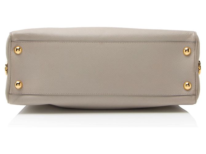 Bolso piramidal enmarcado Saffiano de Prada Gris - vista 4