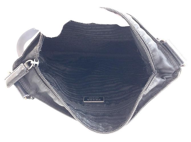 Bolsa mensageiro em nylon tessuto com logo triangular Prada Preto - vista 8