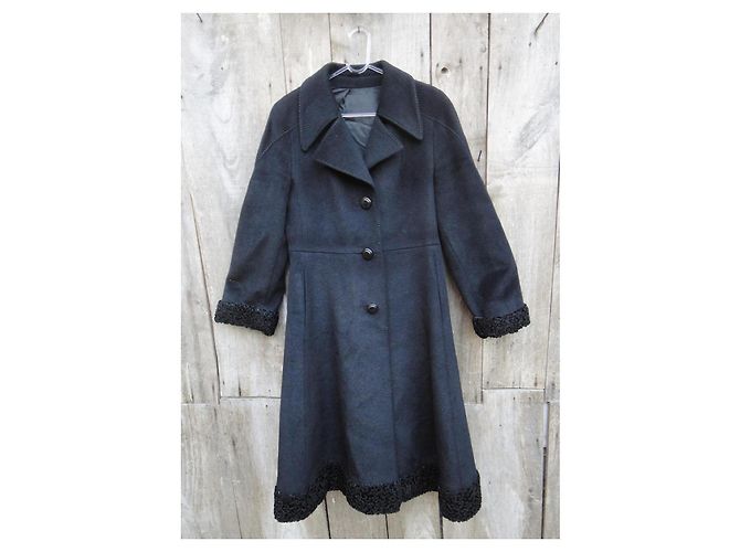 Autre Marque Abrigo WeBe Modelo negro de lana y angora - vista 5