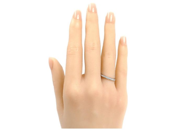 Platin-Romantik-Eternity-Ring von Van Cleef & Arpels - Ansicht 7