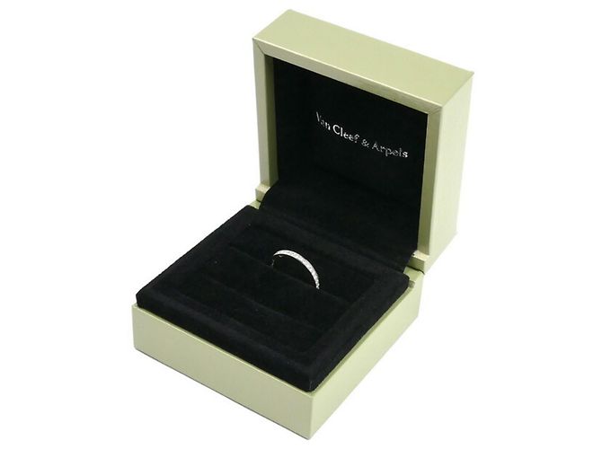 Platin-Romantik-Eternity-Ring von Van Cleef & Arpels - Ansicht 8
