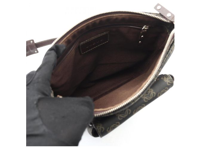 Borsa a Spalla Anagram Loewe Marrone Nero - vista 3