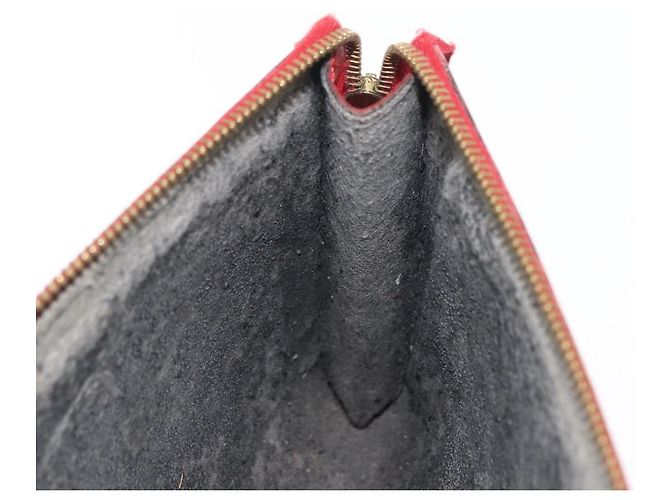 LOUIS VUITTON Epi Pochette Accessoires Pouch Red M52947 LV Auth 156623 - view 11