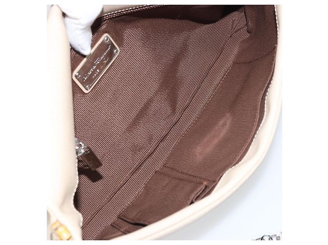 Borsa a Spalla Vala Chain in Pelle Beige Argento Auth BA8967 di Salvatore Ferragamo - vista 11