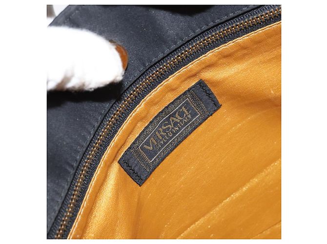 Borsa Tote Gianni Versace in nylon nero e oro Auth BA8787 D'oro - vista 12