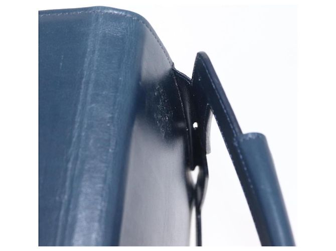Custodia per iPad CHANEL in pelle caviar blu navy CC Auth BA8862 - vista 11