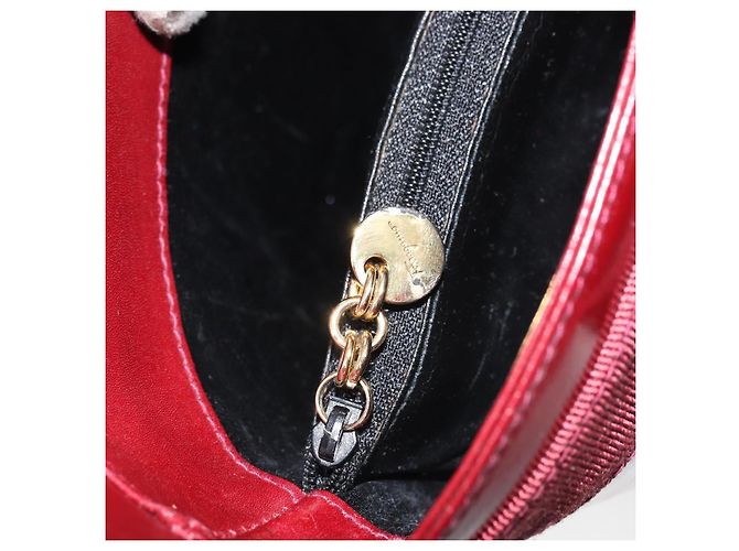 Borsa a mano Vala in pelle rossa e oro di Salvatore Ferragamo Auth gh1422 Rosso D'oro - vista 9