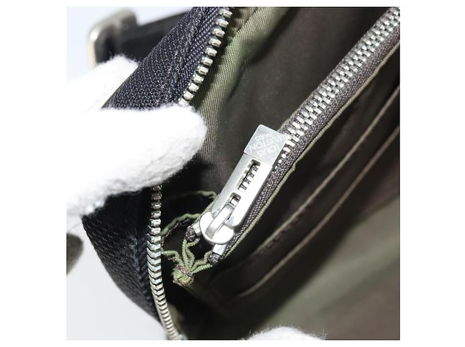 LOUIS VUITTON Borsa a Spalla Acrobat Damier Geant Canvas Nera M93620 Auth 151814 Nero - vista 20