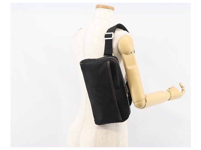 LOUIS VUITTON Borsa a Spalla Acrobat Damier Geant Canvas Nera M93620 Auth 151814 Nero - vista 25