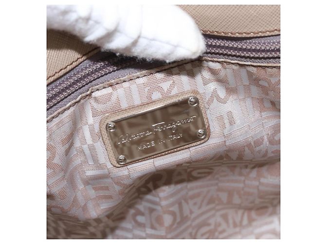 Borsa tote in pelle beige argento Salvatore Ferragamo Auth ka939 - vista 10