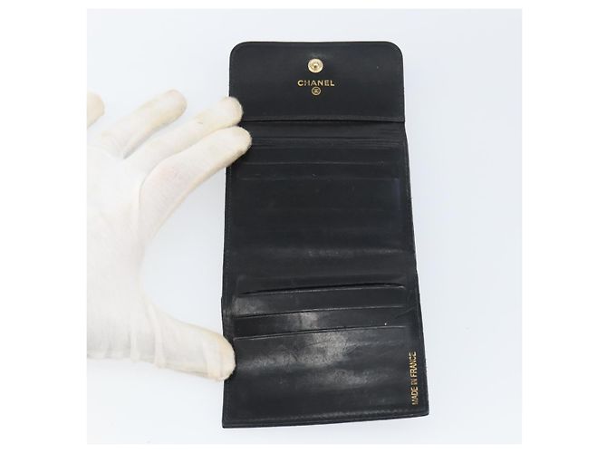 Portefeuille CHANEL en cuir caviar noir avec CC doré Auth fm4996 - vue 20