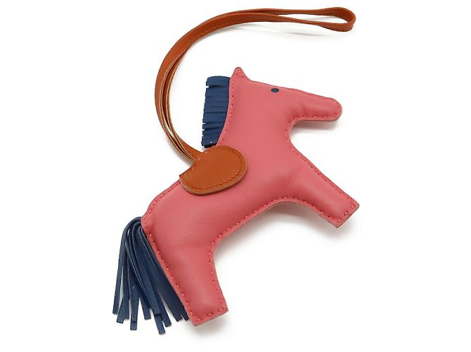 Charm per borsa Hermès Rodeo MM Agneau Milo Rosa - vista 2