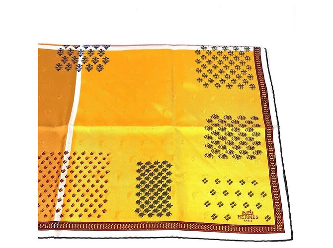 Foulard in seta Carré 90 di Hermès Rosa Arancione - vista 2