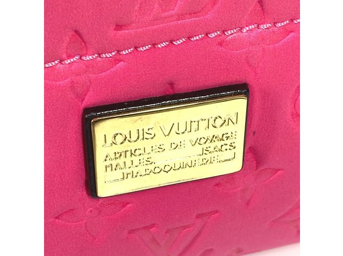Borsa Pochette Monogram Scuba della linea Crociera Louis Vuitton M92804 Nero Rosa Monogramma - vista 10