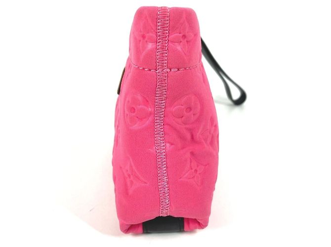 Borsa Pochette Monogram Scuba della linea Crociera Louis Vuitton M92804 Nero Rosa Monogramma - vista 3
