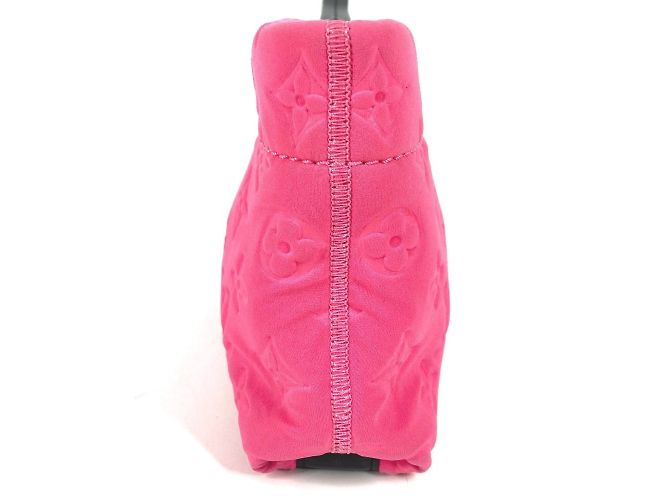 Borsa Pochette Monogram Scuba della linea Crociera Louis Vuitton M92804 Nero Rosa Monogramma - vista 4