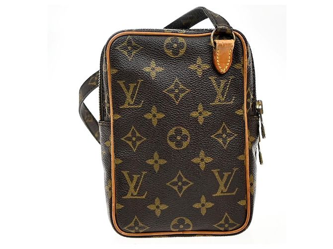 Louis Vuitton Amazone Monogram Canvas Mini Marrone - vista 3