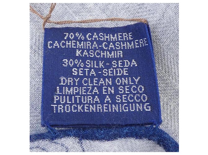Xale de seda e cashmere azul e branco Hermès - vista 3