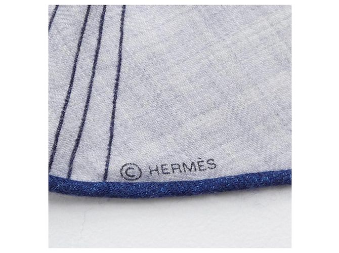 Xale de seda e cashmere azul e branco Hermès - vista 5