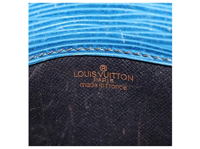 Borsa Cartouchiere Louis Vuitton in pelle Epi MM Blu - vista 6