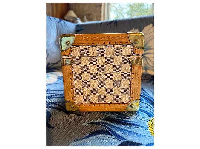 Louis Vuitton Damier Azur Scatola Merveilles Gold hardware - vista 4