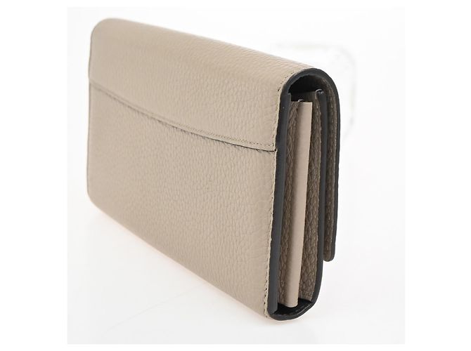 Cartera Larga Capucines de Cuero Louis Vuitton Beige - vista 4