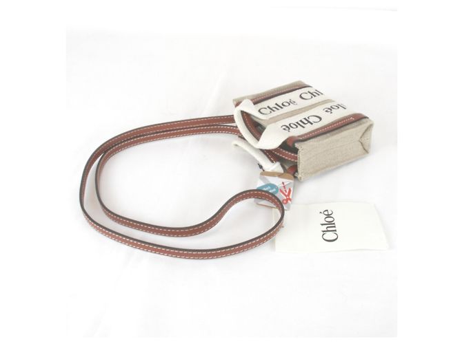 Borsa Tote Nano Woody di Chloé Beige - vista 5