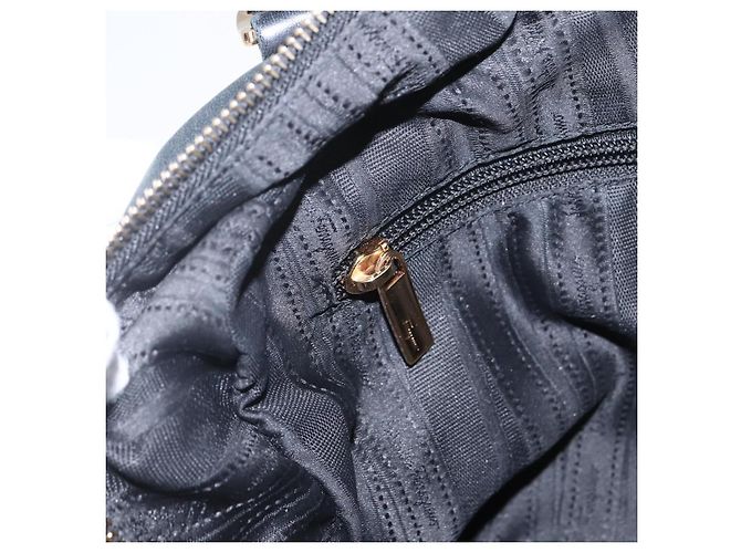 Halb Schultertasche aus Leder in Schwarz und Gold Auth 148535V von Salvatore Ferragamo Golden - Ansicht 19
