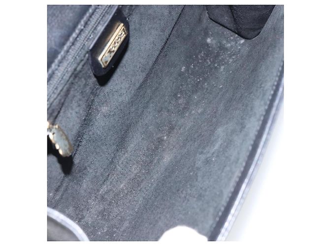 Borsa a Spalla in Pelle Nera e Oro GUCCI 004 25 0240 Auth 156804 Nero D'oro - vista 10