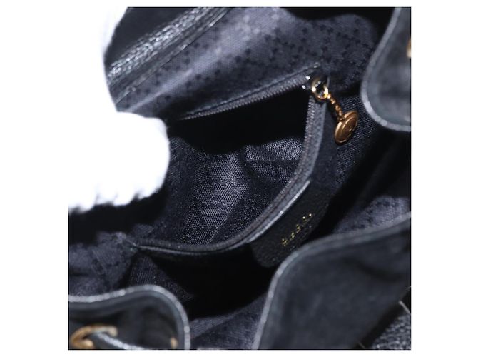 Sac à dos en daim Gucci Bamboo Noir Or 003 1956 0030 Auth 155694 - vue 27
