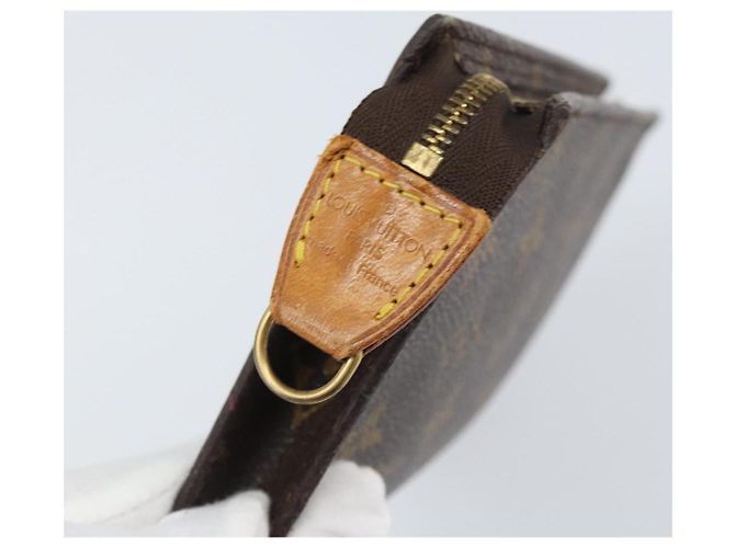 Bucket LOUIS VUITTON Pochette seau Monogram PM Accessoire LV Auth 153775 Monogramme - vue 8