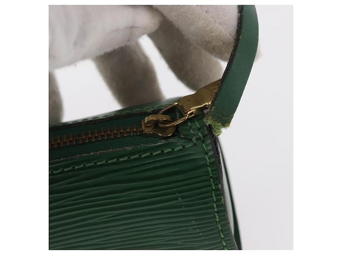POCHETTE SOUFFLOT EPI LOUIS VUITTON VERDE LV Auth 156539 - vista 10