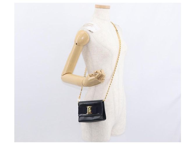 Borsa a Spalla Salvatore Ferragamo in Pelle Blu Navy Oro Auth 156321 D'oro - vista 21