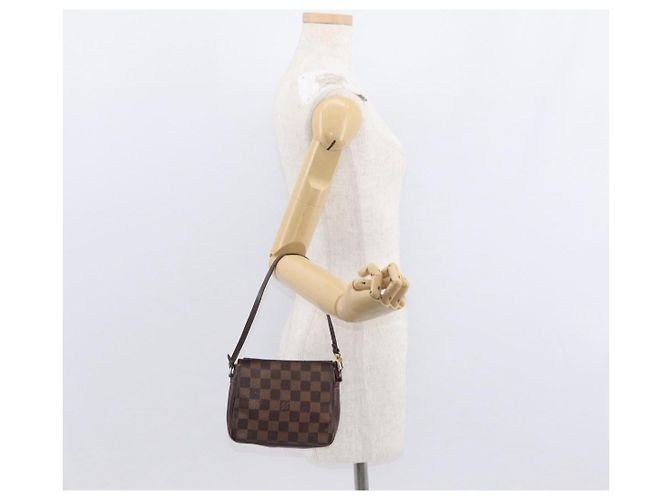LOUIS VUITTON Pochette per Trucco Damier Ebene N51982 LV Auth 156698 - vista 21