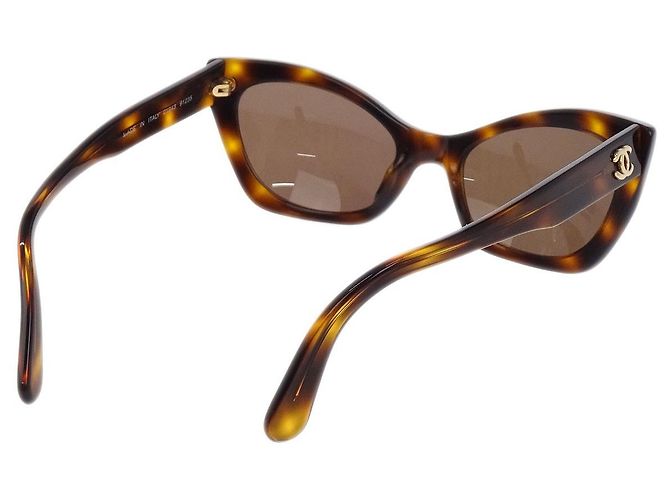 Occhiali da sole CHANEL Logo in plastica Marrone - vista 2