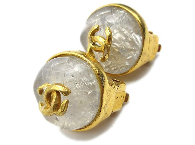 Chanel Vintage CC Bottone Rotondo Clip-On Metallo D'oro - vista 3