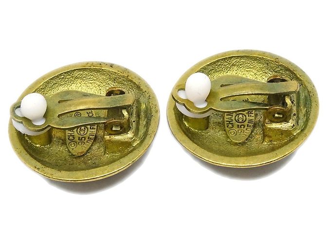 Chanel Vintage CC Round Clip-On Metal Small D'oro - vista 2