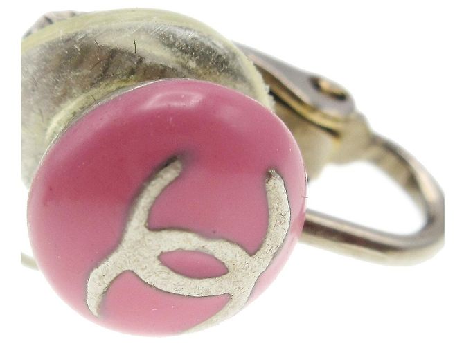 Orecchini a clip Chanel CC Round in smalto e metallo Rosa - vista 3