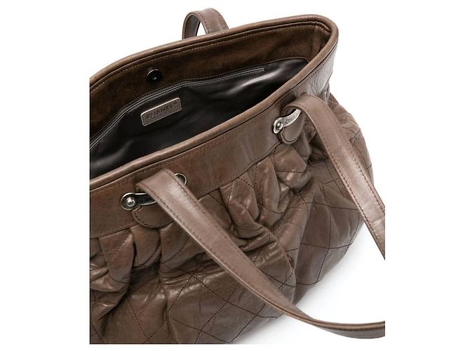 Bolsa de couro marrom acolchoada Chanel - Anos 2000 - vista 5