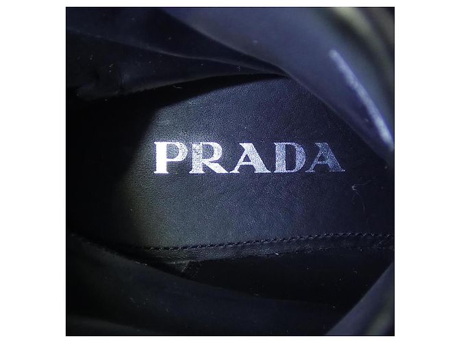 Prada 3LF7 gebürstete Lederstiefel Schwarz - Ansicht 6