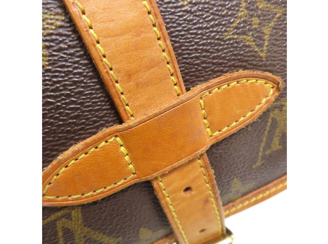 Borsa a Spalla Saumur 30 M42256 di Louis Vuitton Monogramma - vista 13