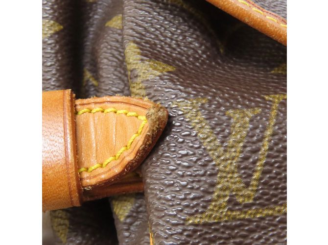 Borsa a Spalla Saumur 30 M42256 di Louis Vuitton Monogramma - vista 16