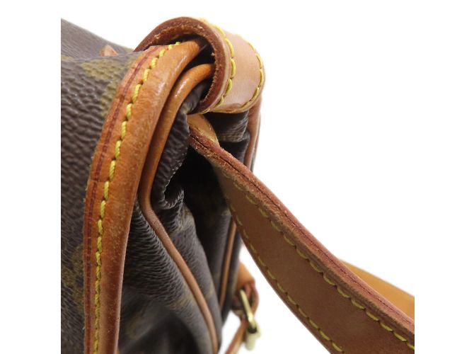 Borsa a Spalla Saumur 30 M42256 di Louis Vuitton Monogramma - vista 18